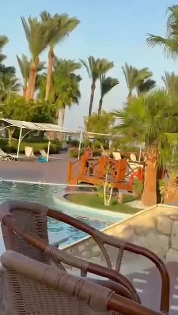 Jaz Mirabel Sharm: recensione