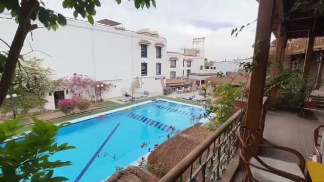 La terrazza del Naama Blu affacciata sulla piscina, la zona più tranquilla dell'hotel