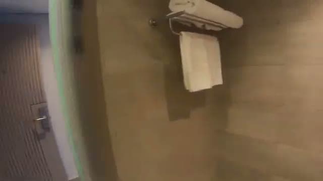 Il bagno rinnovato con sanitari Duravit e piastrelle di qualità